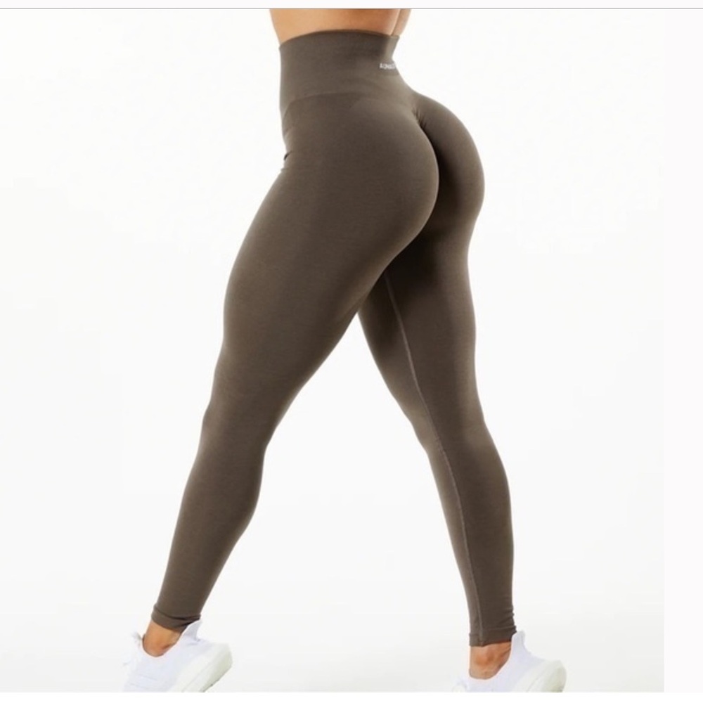 Alphalete Mocha Amplify Leggings